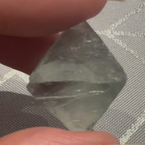 Green Fluorite Point (3cm)