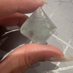 Green Fluorite Point (4cm)